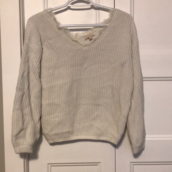 Skies are blue knit sweater with lace - Picture 2 of 3